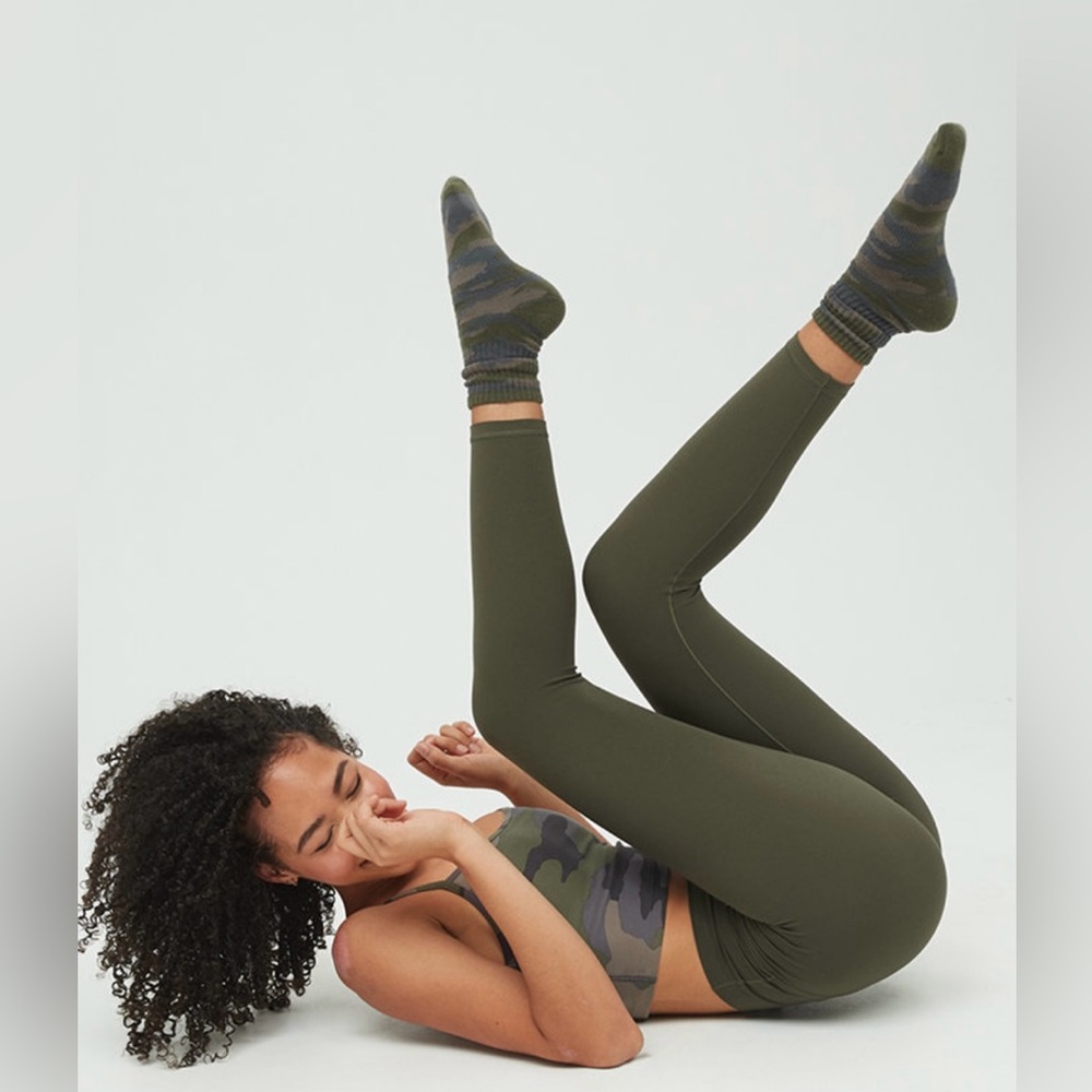 NWT Aerie Offline Real Me High Rise 7/8 Legging